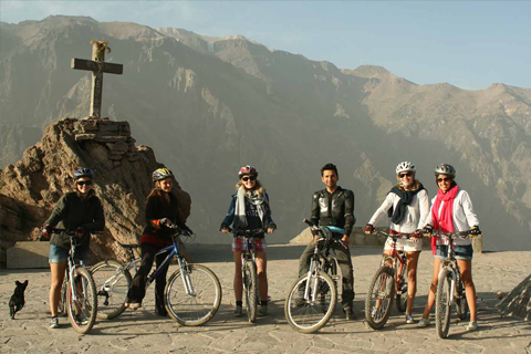 Biking Cruz del Condor